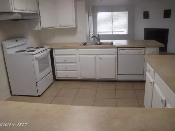Tucson, AZ 85730,6661 E Barrow Street