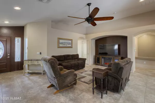 Green Valley, AZ 85614,710 W Rio Teras