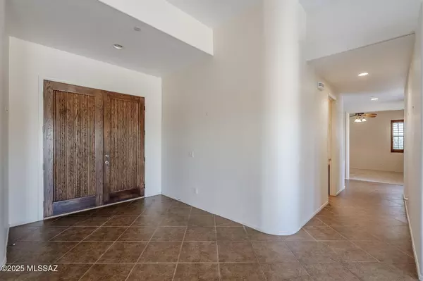 Oro Valley, AZ 85755,692 W Bright Canyon Drive