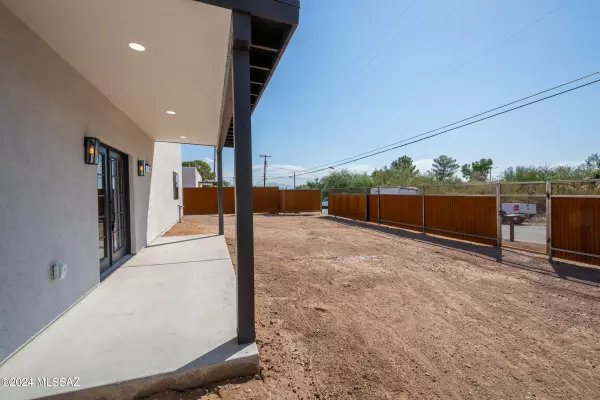 Tucson, AZ 85713,1920 W Pueblo Vista Boulevard