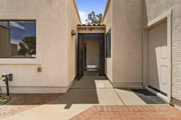 Green Valley, AZ 85614,140 E Paseo De Golf