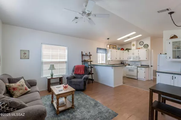 Sahuarita, AZ 85629,1254 W Calle Macillo