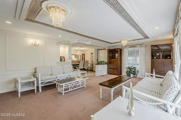 Green Valley, AZ 85614,272 W Cumaro Drive