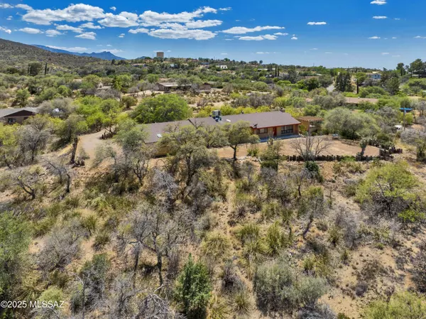 Oracle, AZ 85623,280 W Oak Hills Drive