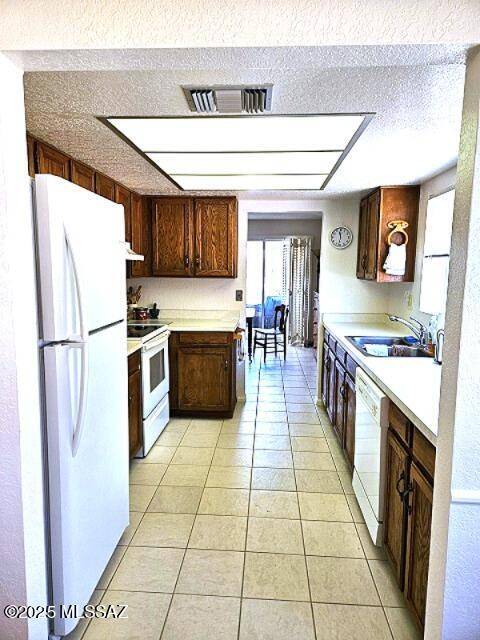 Green Valley, AZ 85614,341 W Rio-Santa Cruz