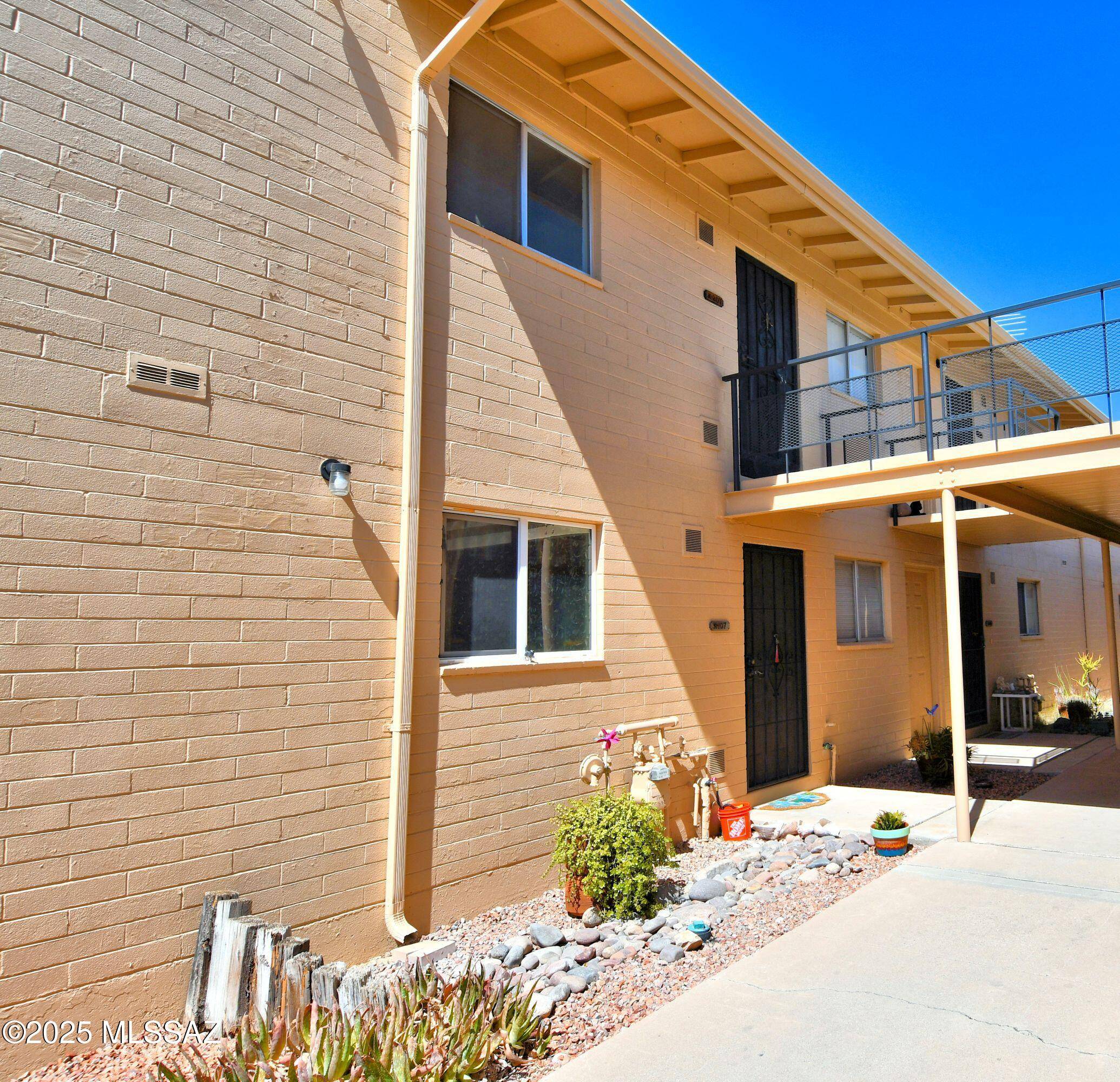 1745 S Jones Boulevard #K207, Tucson, AZ 85713