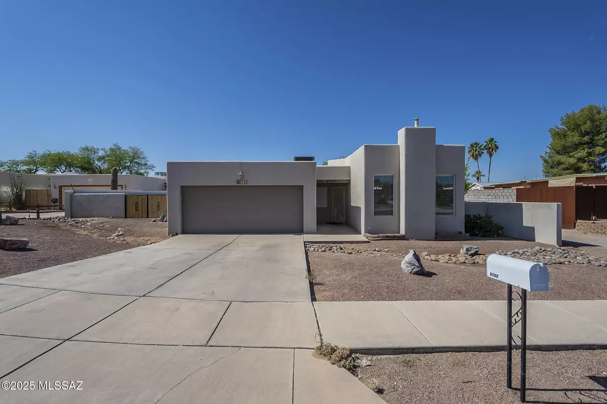 Tucson, AZ 85730,9152 E Creek Street