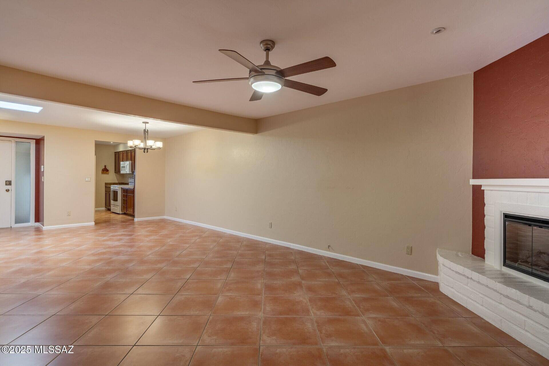 Tucson, AZ 85712,3027 N Desert Drive