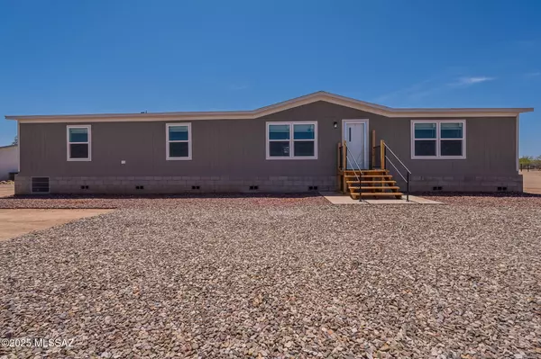 17641 W Bacabi Road, Marana, AZ 85653