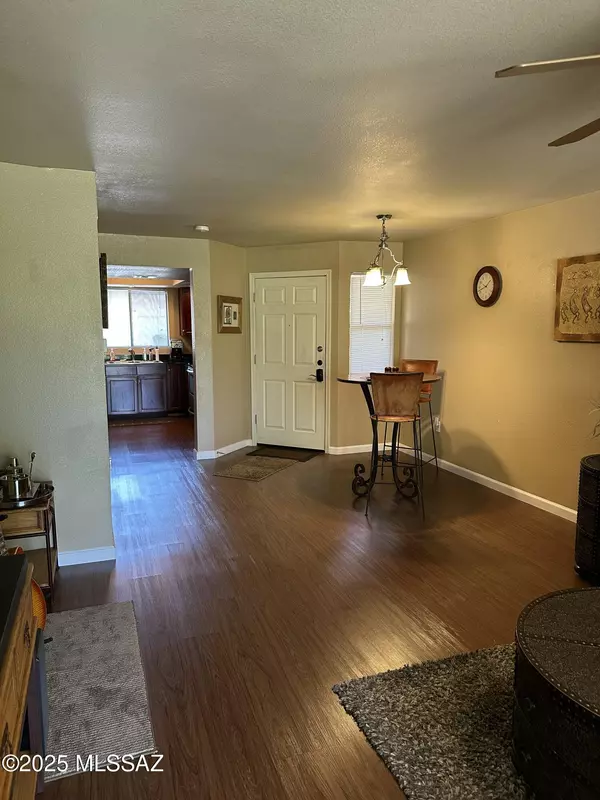 Tucson, AZ 85750,7255 E Snyder Road ## 7203