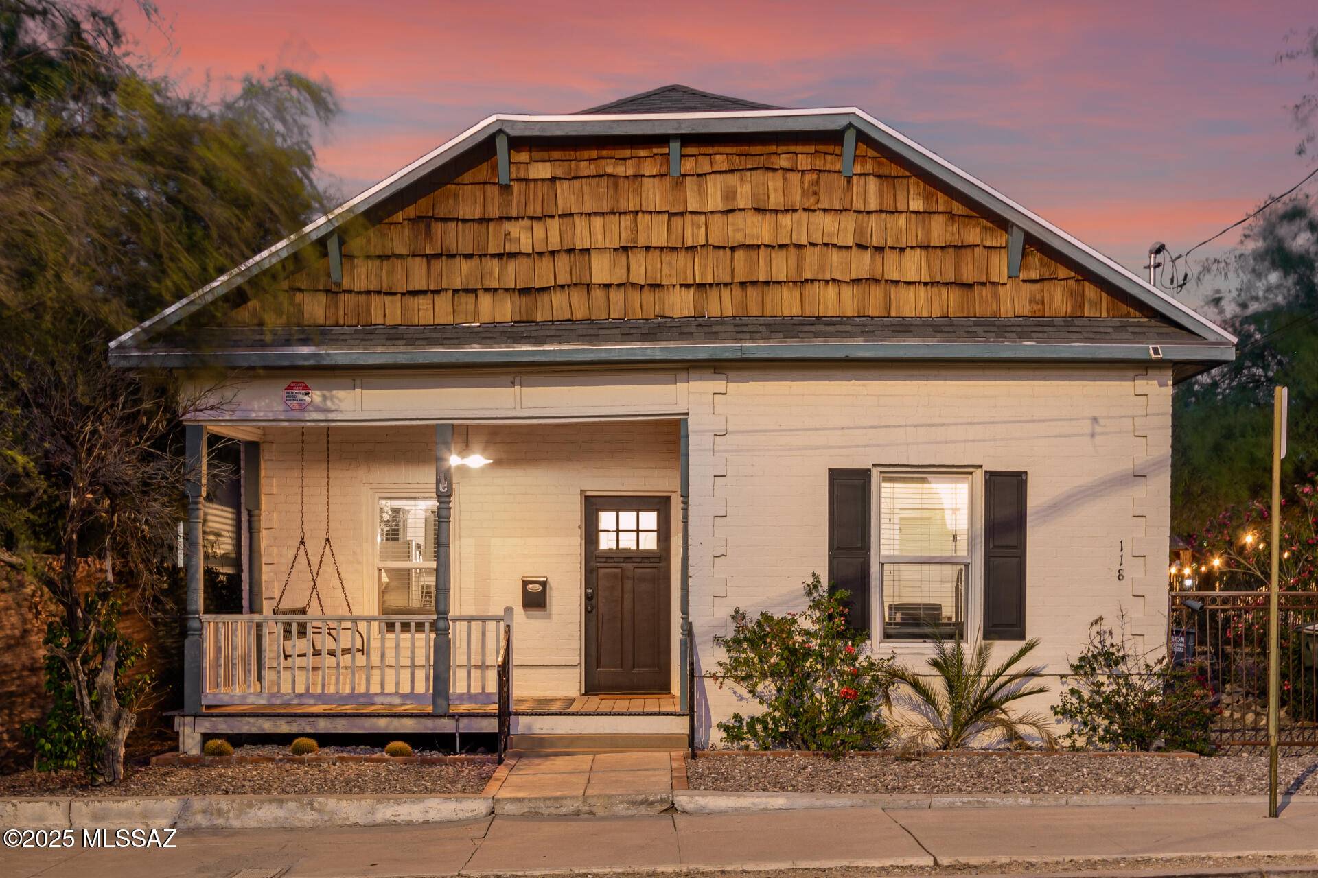 118 N Hoff Avenue, Tucson, AZ 85705