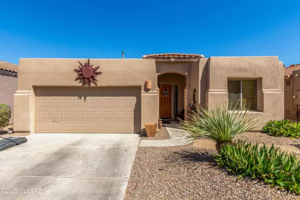 8434 N Sunny Rock Ridge Drive, Tucson, AZ 85743