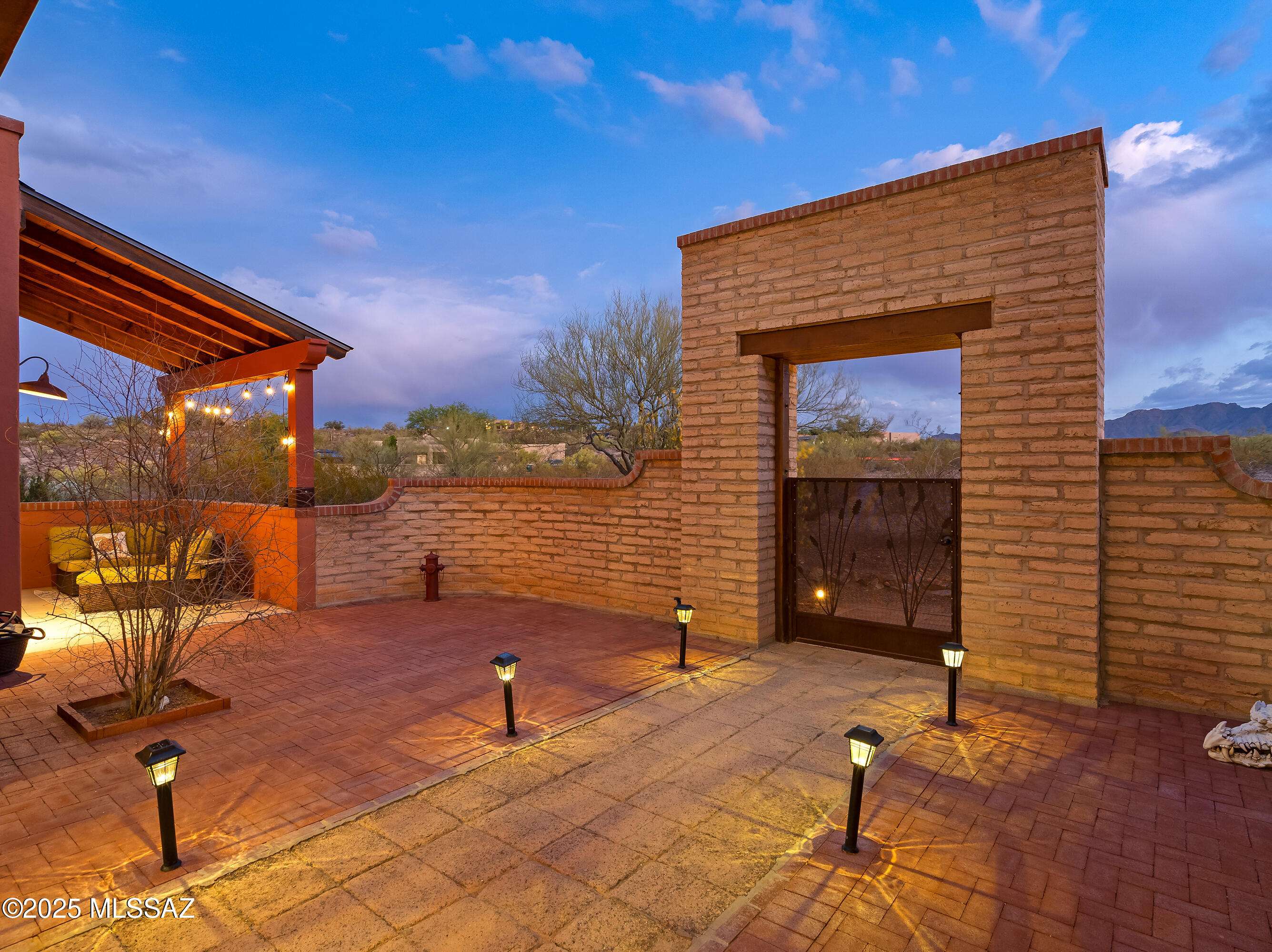 Tucson, AZ 85743,6300 N Abington Road