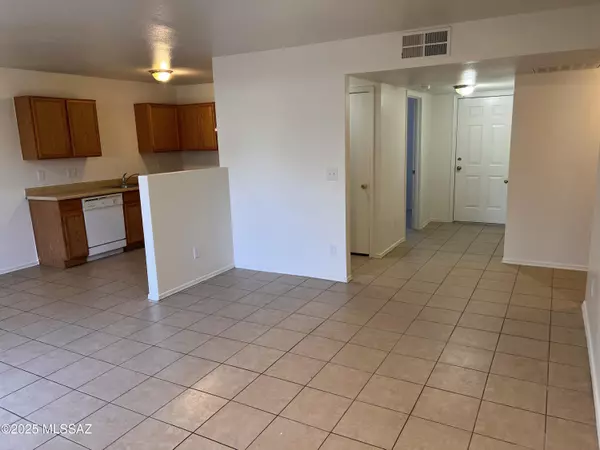 Tucson, AZ 85706,5930 S Jeanette Boulevard #1107