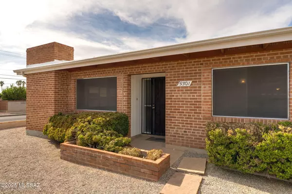 Tucson, AZ 85711,5301 E 4th Street