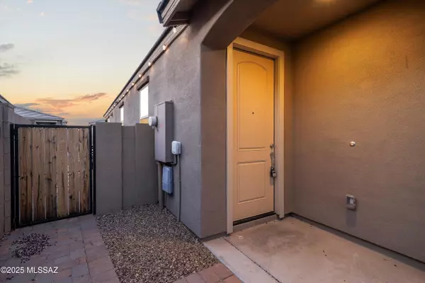 Sahuarita, AZ 85629,1016 W Calle Nicoya