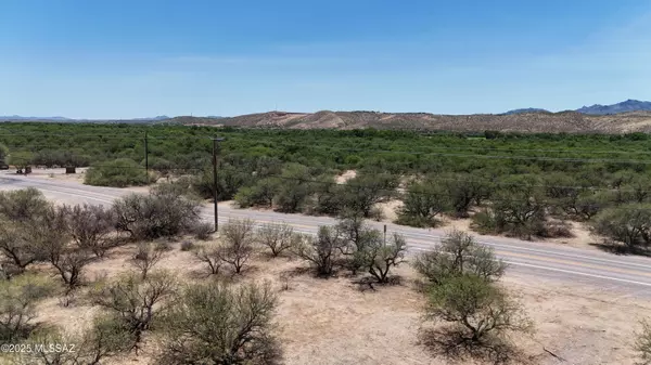 Rio Rico, AZ 85648,1630 CIRCULO PUERTO  #H