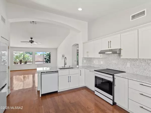 Green Valley, AZ 85614,2244 E Bluejay Bluff Lane