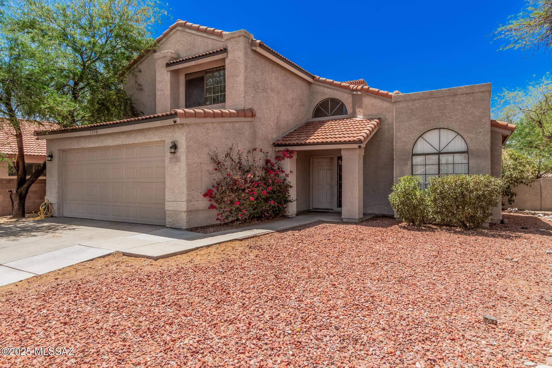 7296 W Maple Ridge Drive, Tucson, AZ 85743