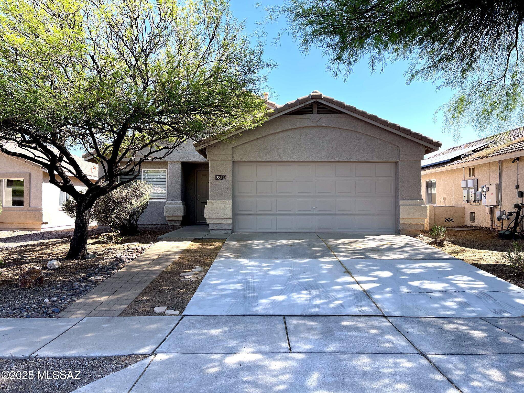 2319 E Precious Shard Court Court, Oro Valley, AZ 85755