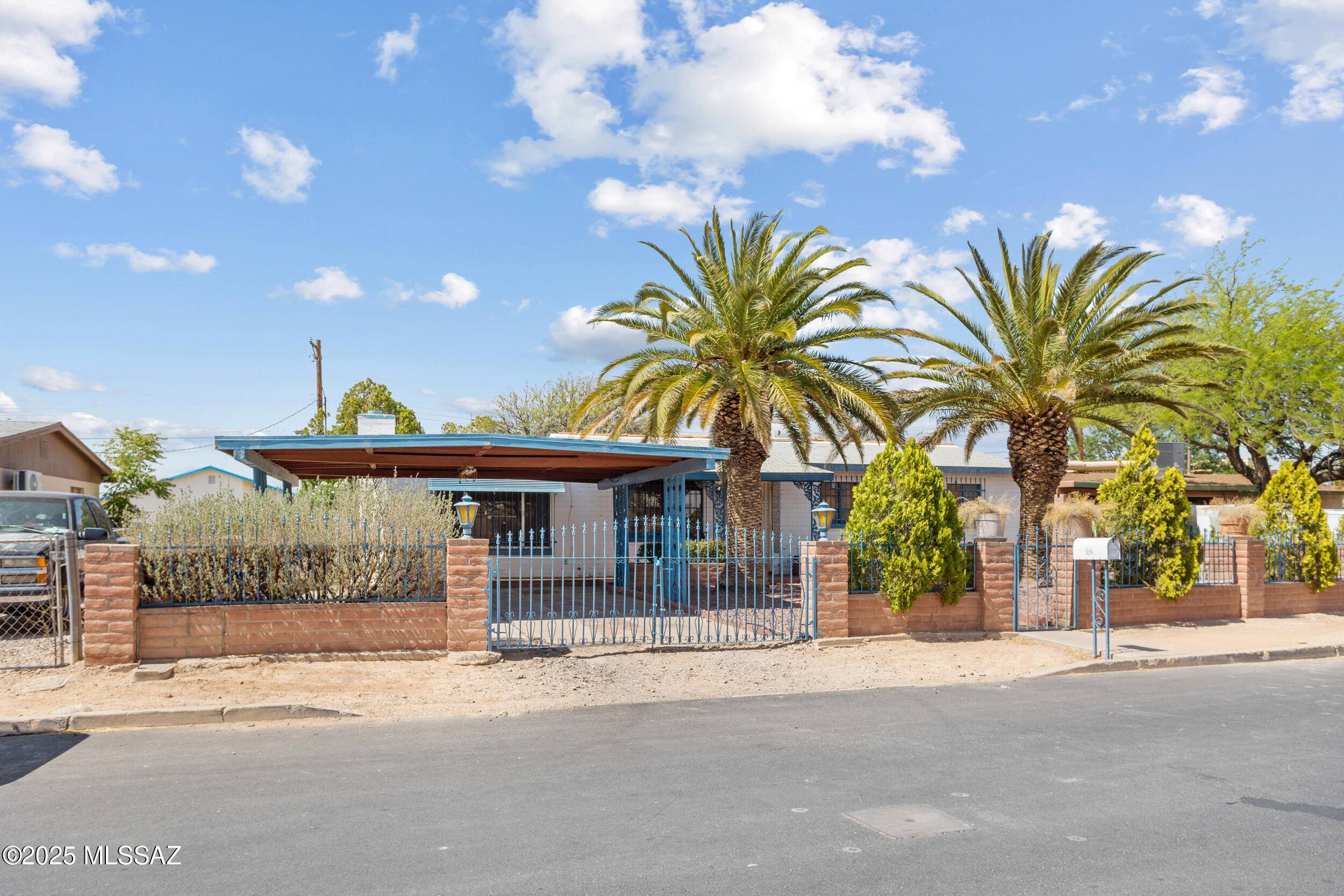 Tucson, AZ 85706,142 W Borrego Street