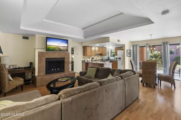 5051 N Sabino Canyon Road #1107, Tucson, AZ 85750