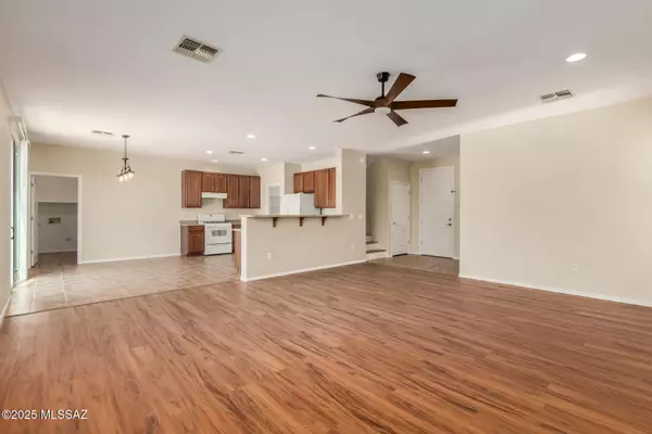 Tucson, AZ 85757,4913 W Paseo Don Carlos