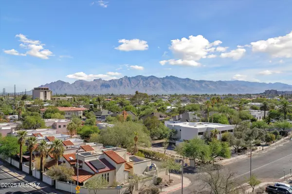 425 W Paseo Redondo  #3D, Tucson, AZ 85701