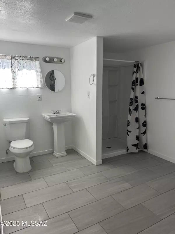 Huachuca City, AZ 85616,200 W Mustang Road #A2