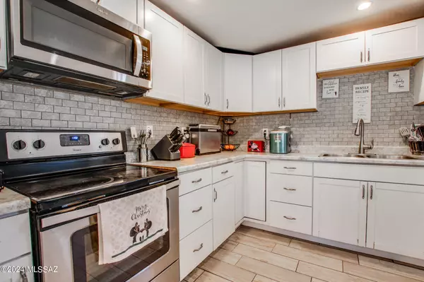 Tucson, AZ 85713,3758 E Ellington Place