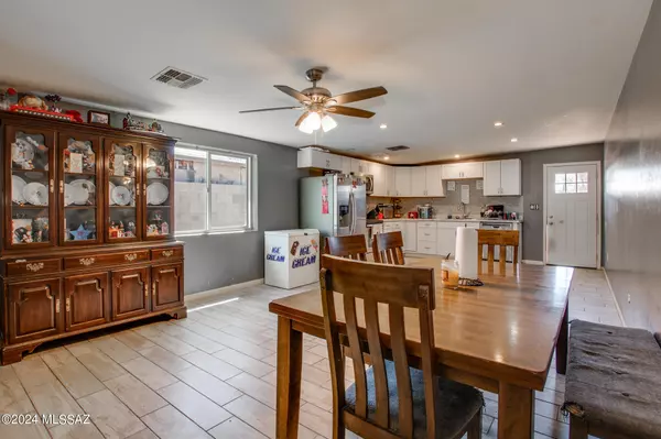 Tucson, AZ 85713,3758 E Ellington Place