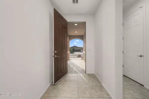 Tucson, AZ 85747,11324 Granite Gulch Way