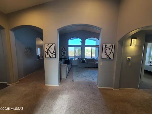 Vail, AZ 85641,17144 S Scarlet Cliff Place
