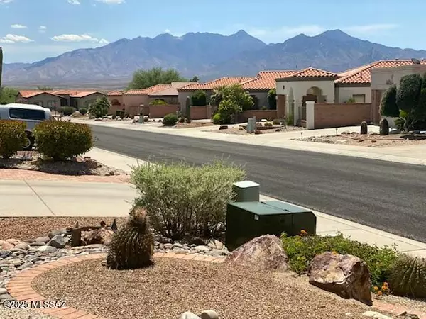 Green Valley, AZ 85622,1942 W Amblemorn Drive