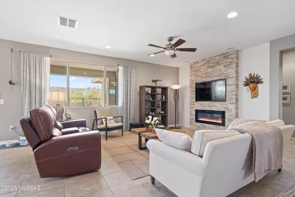 Marana, AZ 85658,7160 W Cactus Flower Pass