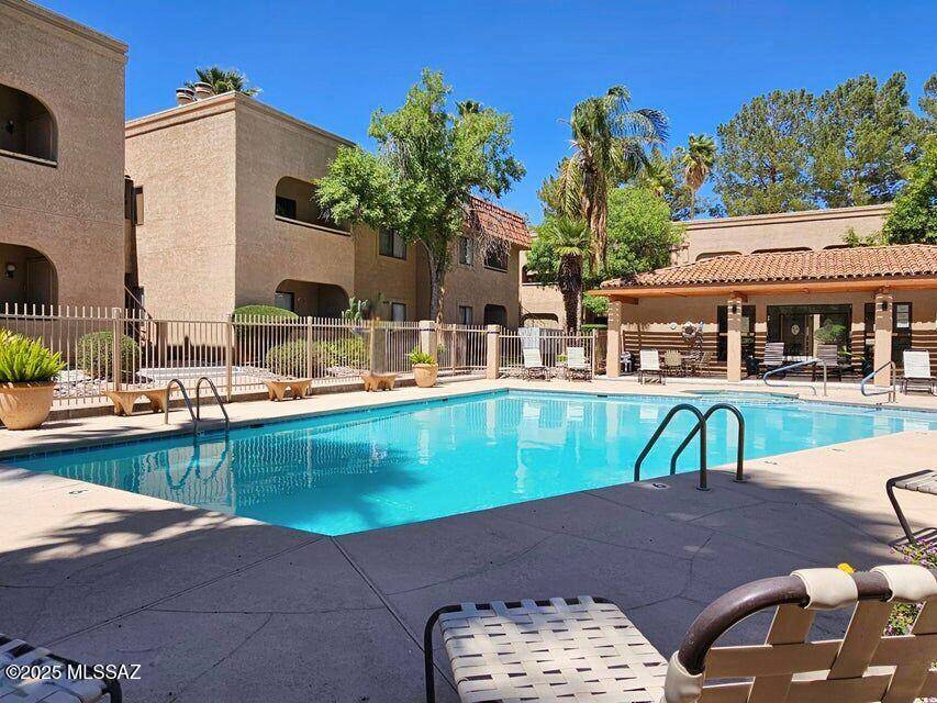 5750 N Camino Esplendora #APT 128, Tucson, AZ 85718