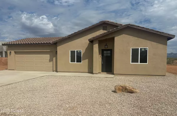 1723 Circulo Suecia, Rio Rico, AZ 85648