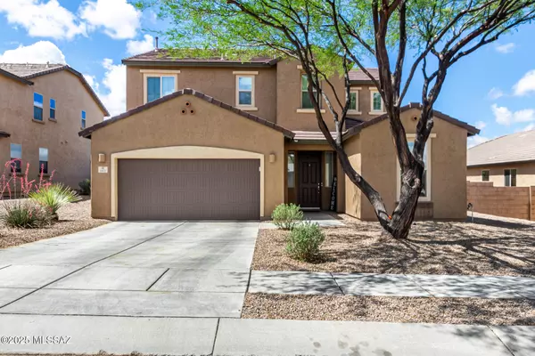 102 E Forrest Feezor Street, Vail, AZ 85641