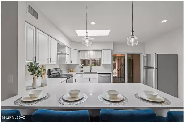 Tucson, AZ 85710,8338 E Placita Prado