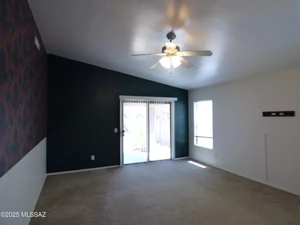 Tucson, AZ 85710,8388 E Sarnoff Ridge Loop