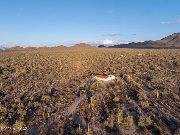 5730 N Tula Lane, Tucson, AZ 85743