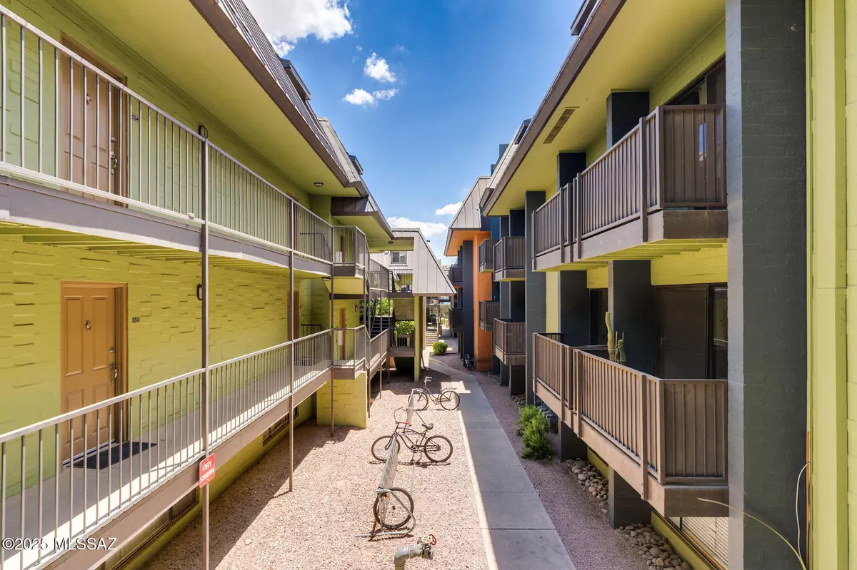 Tucson, AZ 85719,961 N Euclid Avenue #130