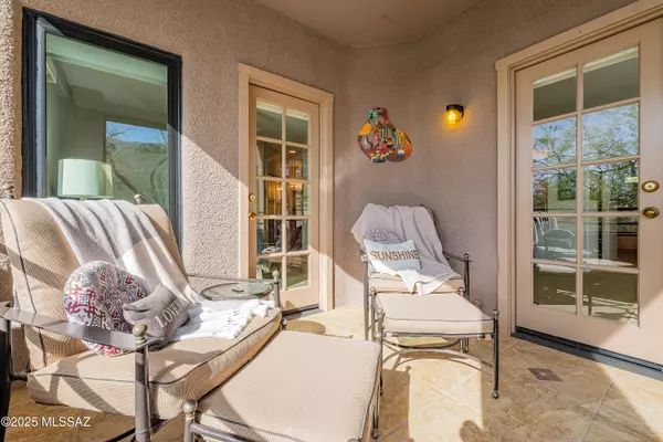 Tucson, AZ 85750,6655 N Canyon Crest Drive #UNIT 25203