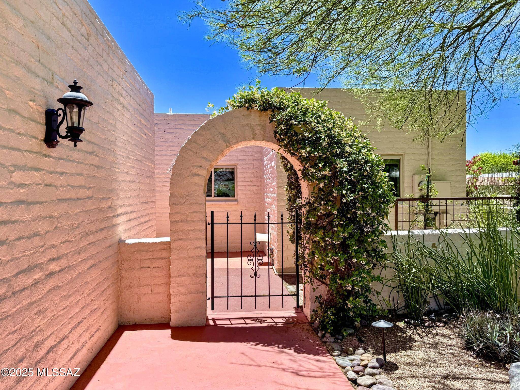 Tucson, AZ 85750,5540 E Valle Del Sol
