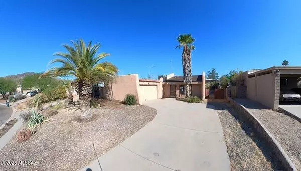 1524 S St Tropaz Place, Tucson, AZ 85713