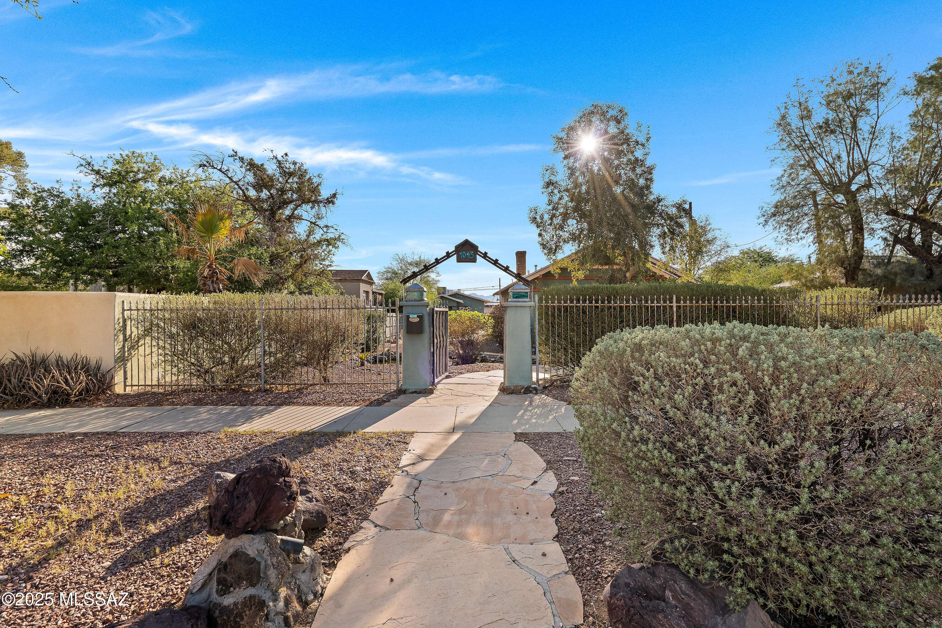 Tucson, AZ 85719,1043 N 1st Avenue
