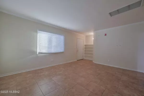Tucson, AZ 85719,1118 E Hampton Street