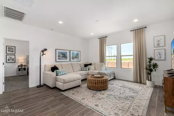 Vail, AZ 85641,1163 S Nedra Place