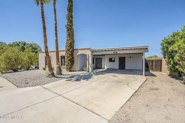 Tucson, AZ 85710,9415 E Simon Place