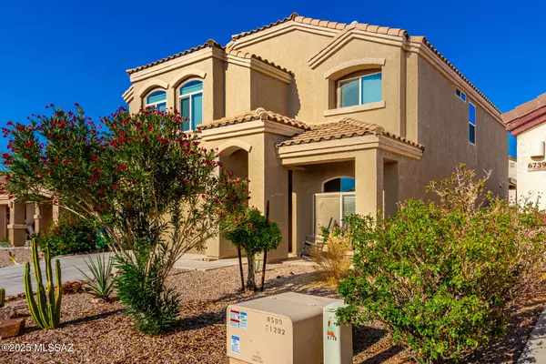 Tucson, AZ 85757,6733 S Stone Fly Drive